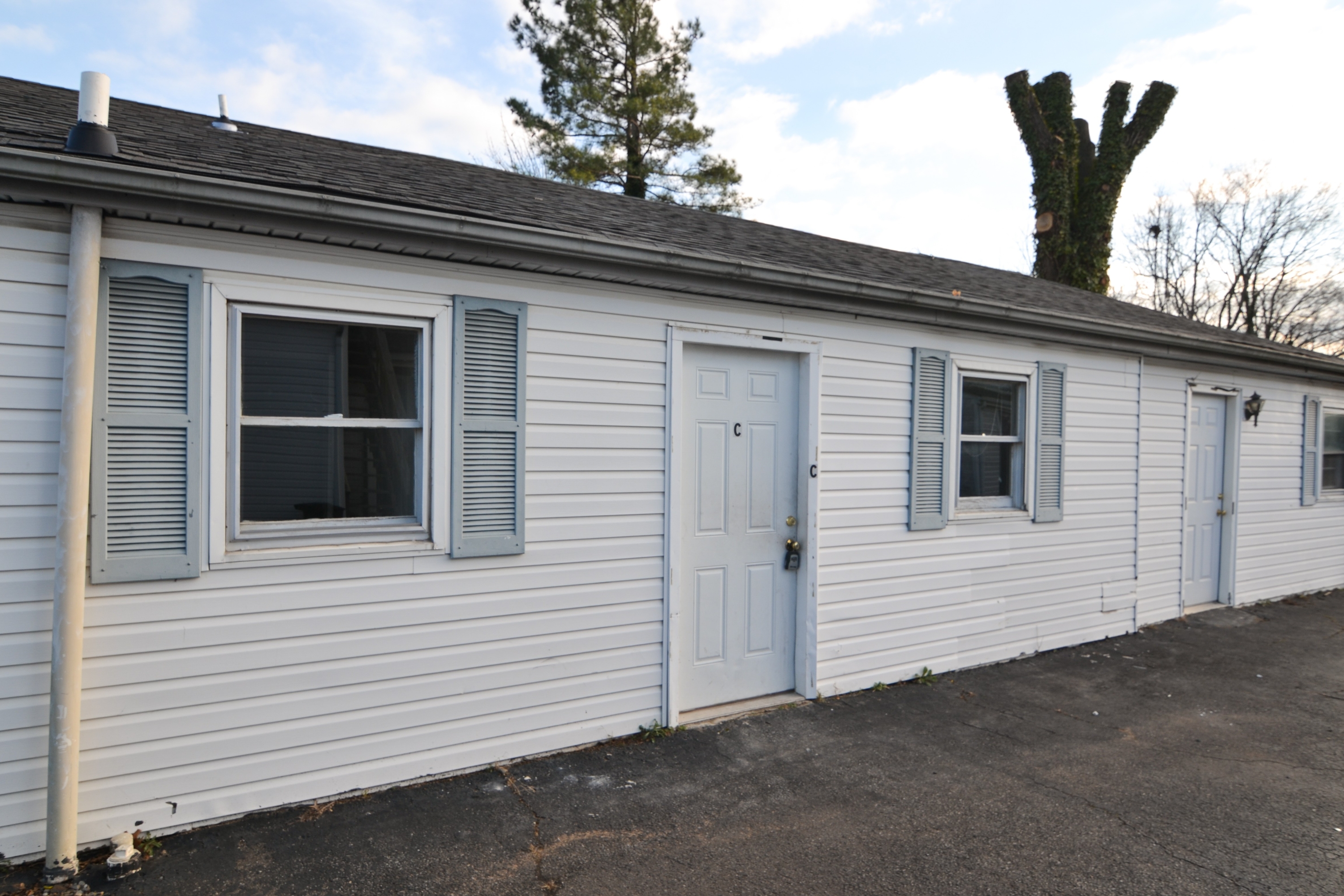 4914 Fort Avenue, Unit C